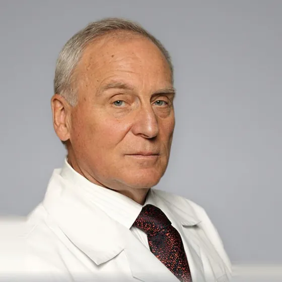 Александр Серёгин